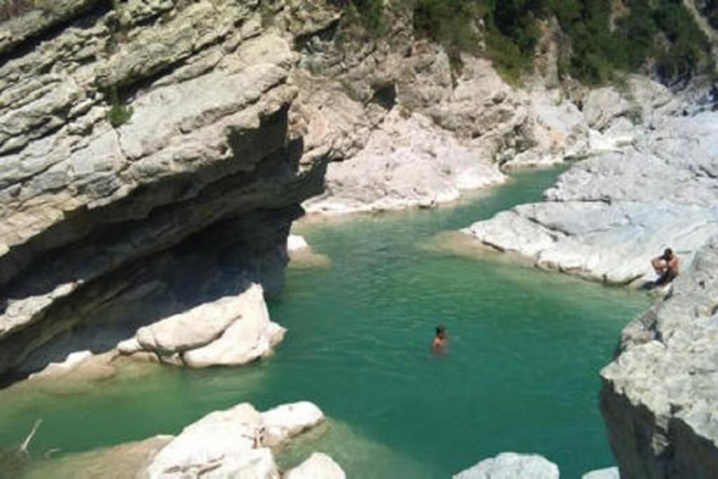 Bouyon Joli Studio Entre Mer Et Montagne Proche De Nice מראה חיצוני תמונה